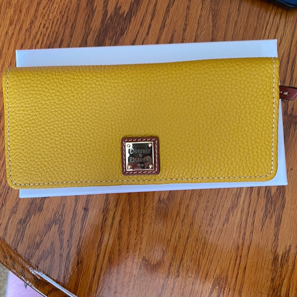 Dooney and Bourke slim wallet mustard